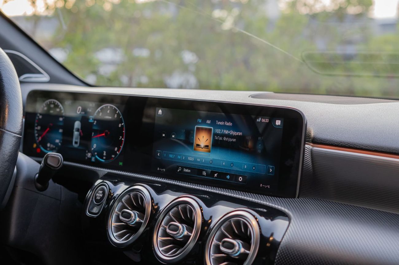 مرسيدس بنز A 220