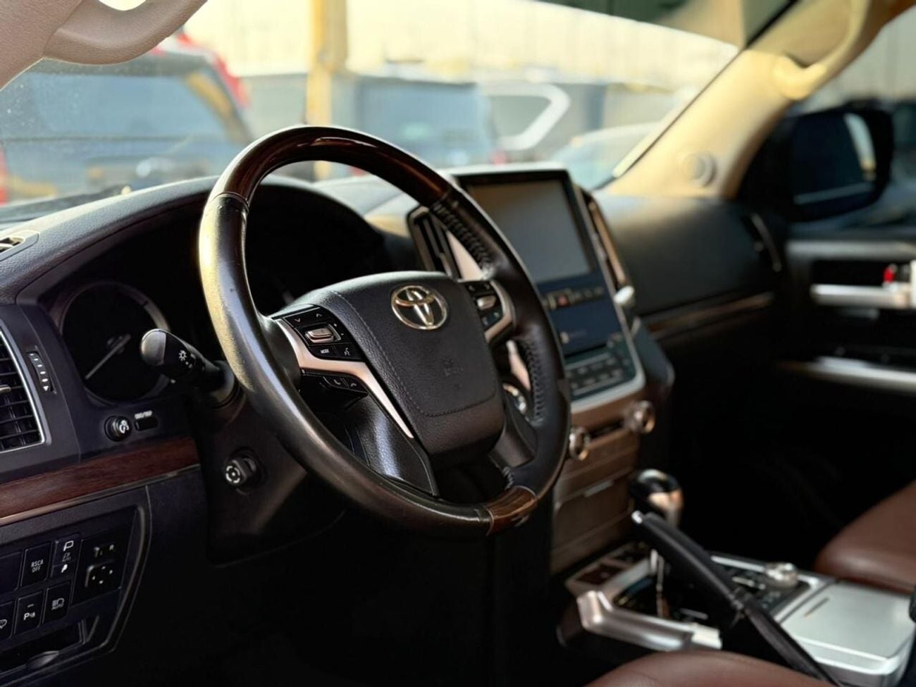 Toyota Land Cruiser VXR