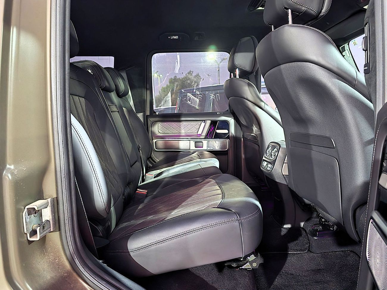 مرسيدس بنز G 63 AMG Used Mercedes AMG G63  4.0L V8 BiTurbo Full Option Mut Brown  Color 2021 Model