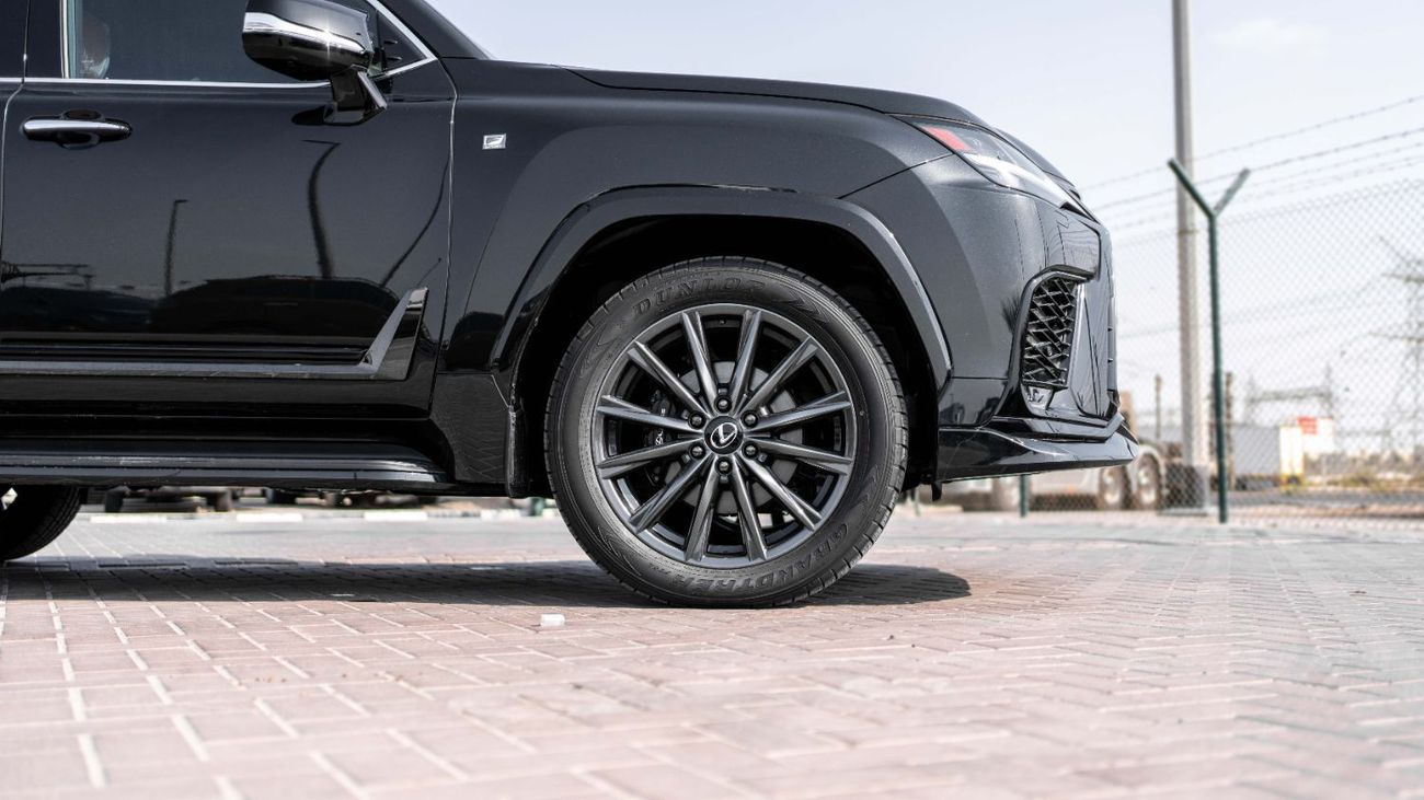 Lexus LX700h 2026 Lexus LX700h F-Sport 3.5L AT Hybrid (No Mark Levinson)