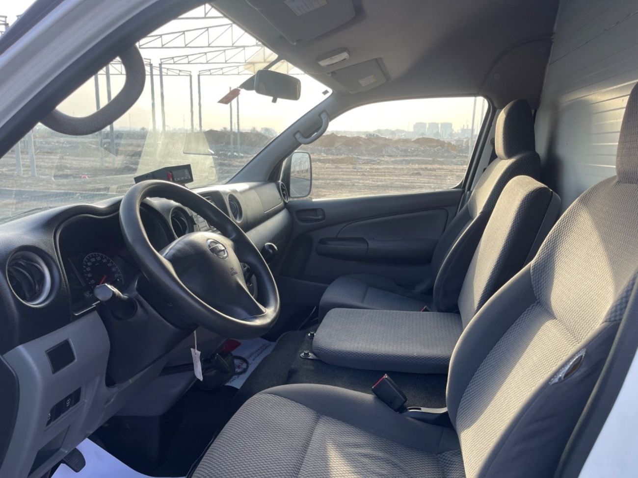 نيسان NV350 موجود في معرضنا سما الشآم لتجارة السيارات