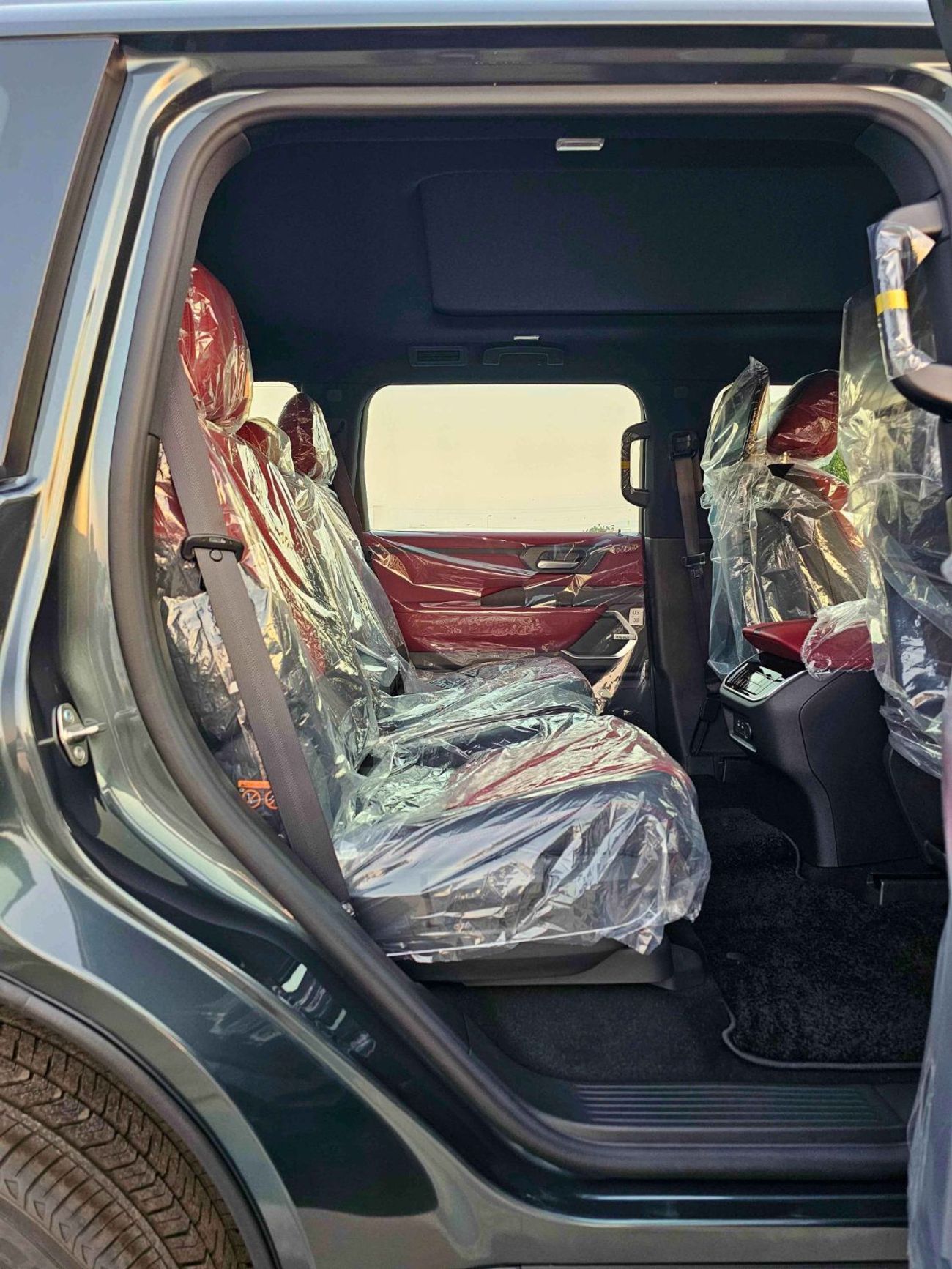 نيسان باترول SE PLATINUM / 3.8L V6 / PWR SEATS WITH 360* CAMERA / HEADUP DISPLAY / (CODE # SE PLATINUM)