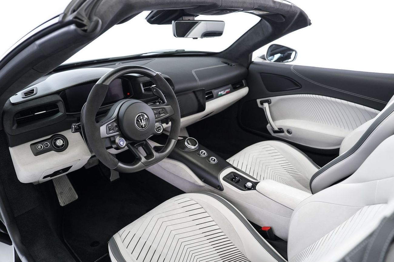 مازيراتي MC20 تشيلو Maserati MC20 Cielo