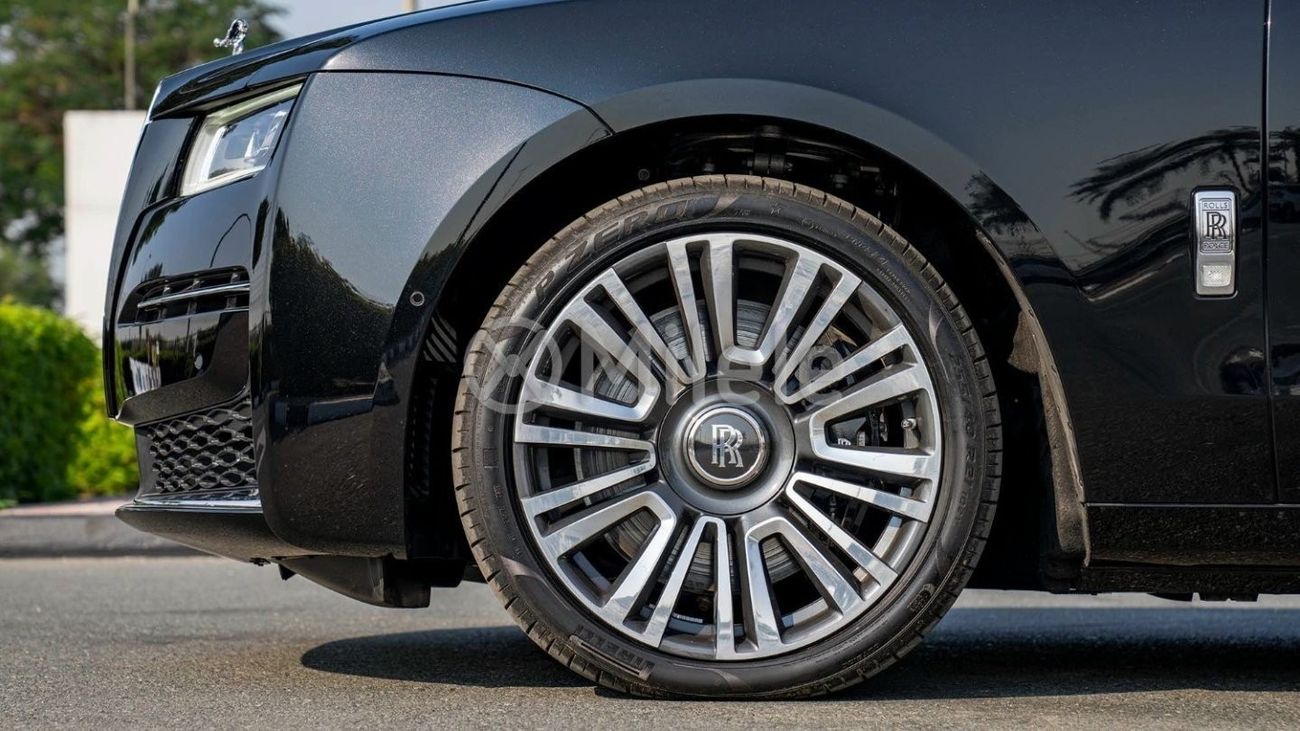 Rolls Royce Ghost 4-SEATER VIP + STARLIGHT - WARRANTY AVAILABLE