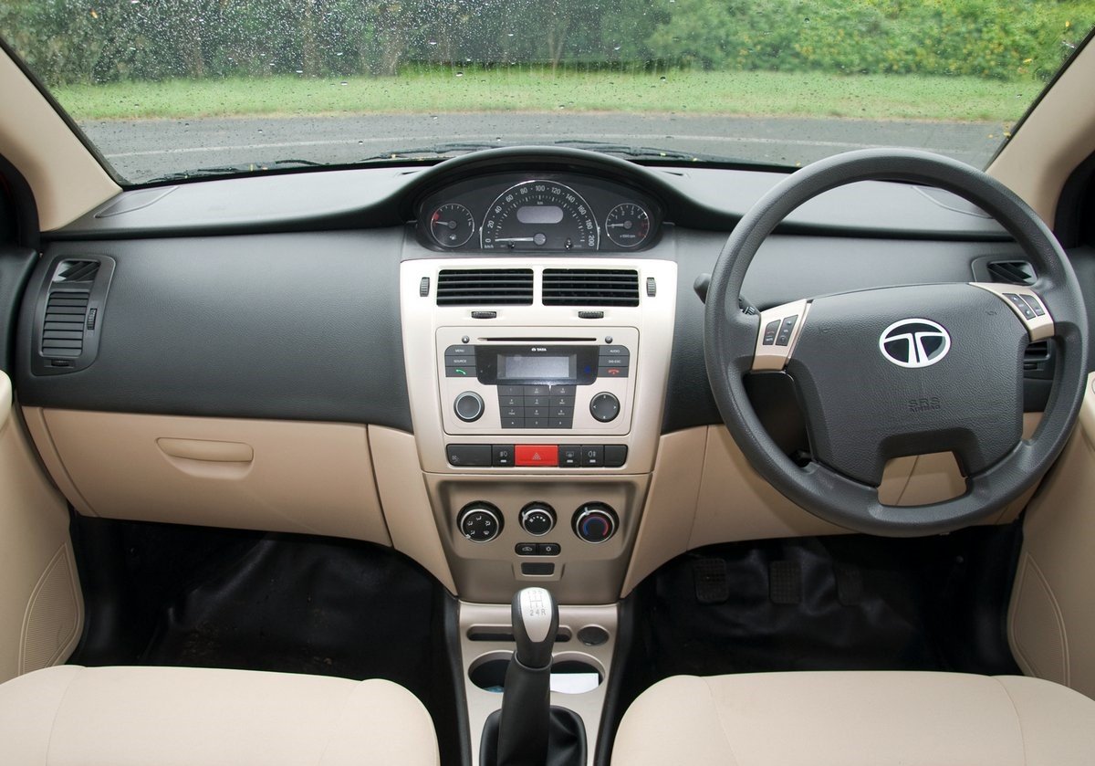 Tata Indica interior - Cockpit