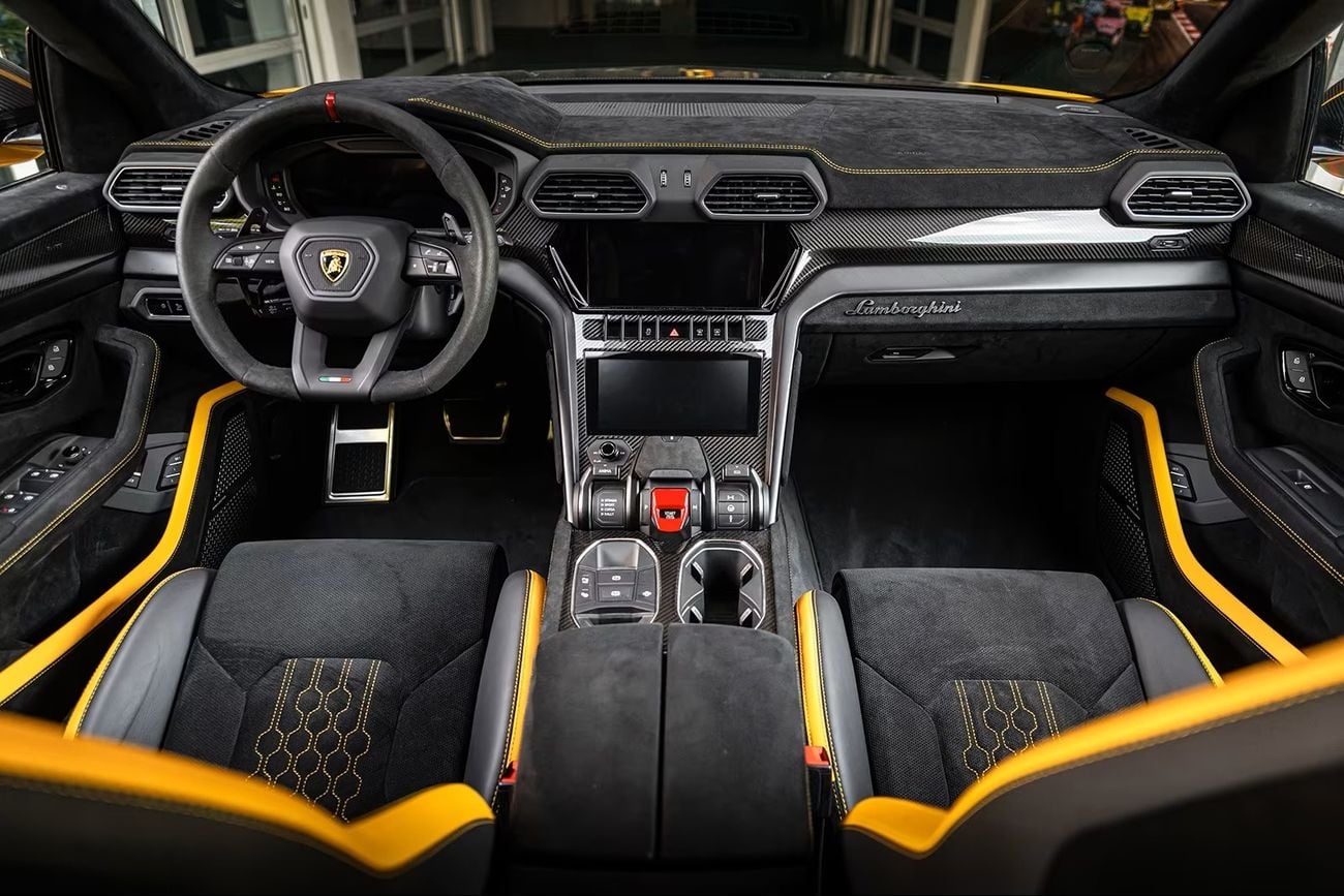 لامبورغيني اوروس PERFORMANTE