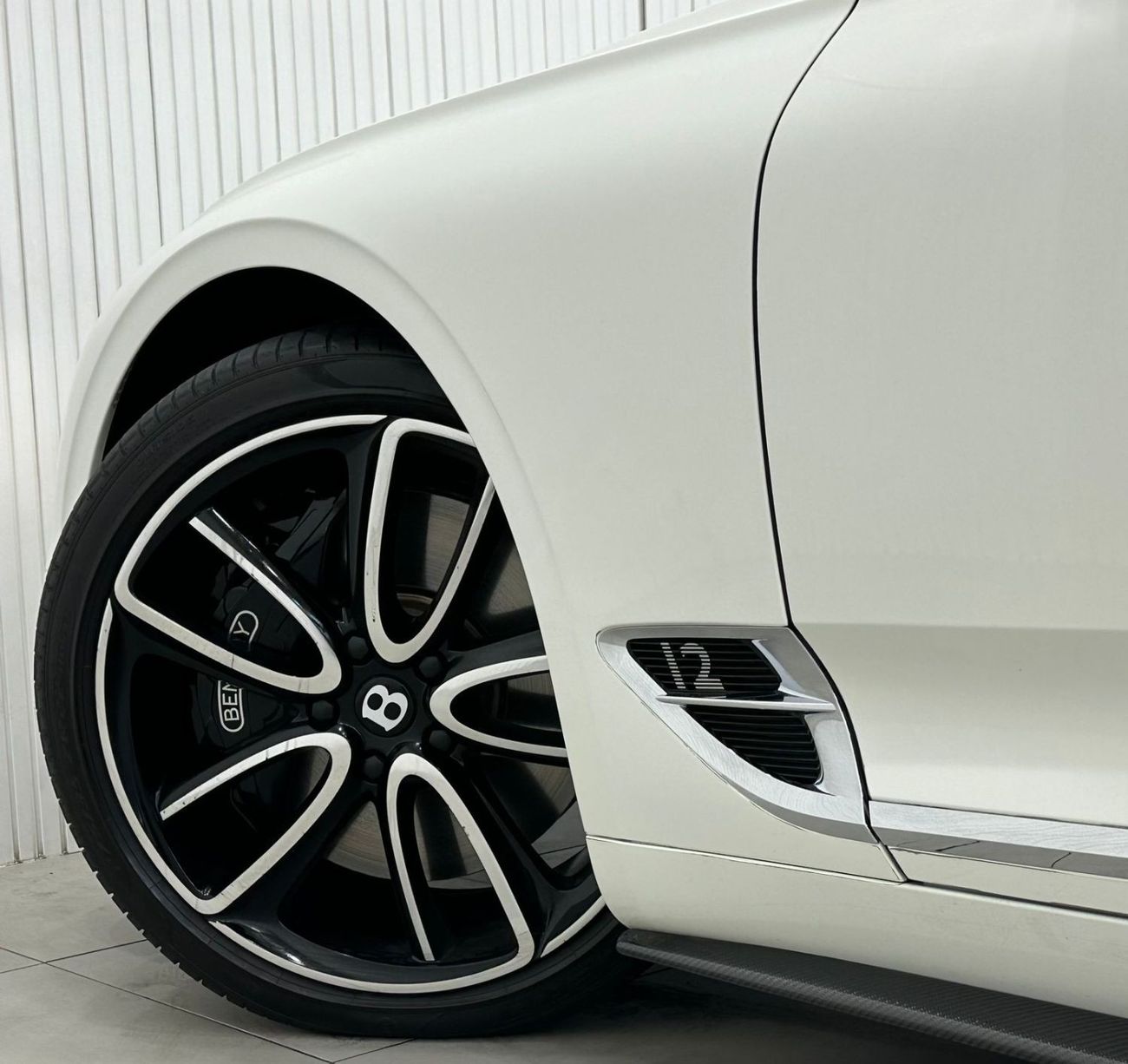 بنتلي كونتيننتال جي تي 2019 Bentley Continental GT, One Year Warranty, Full Agency Service History