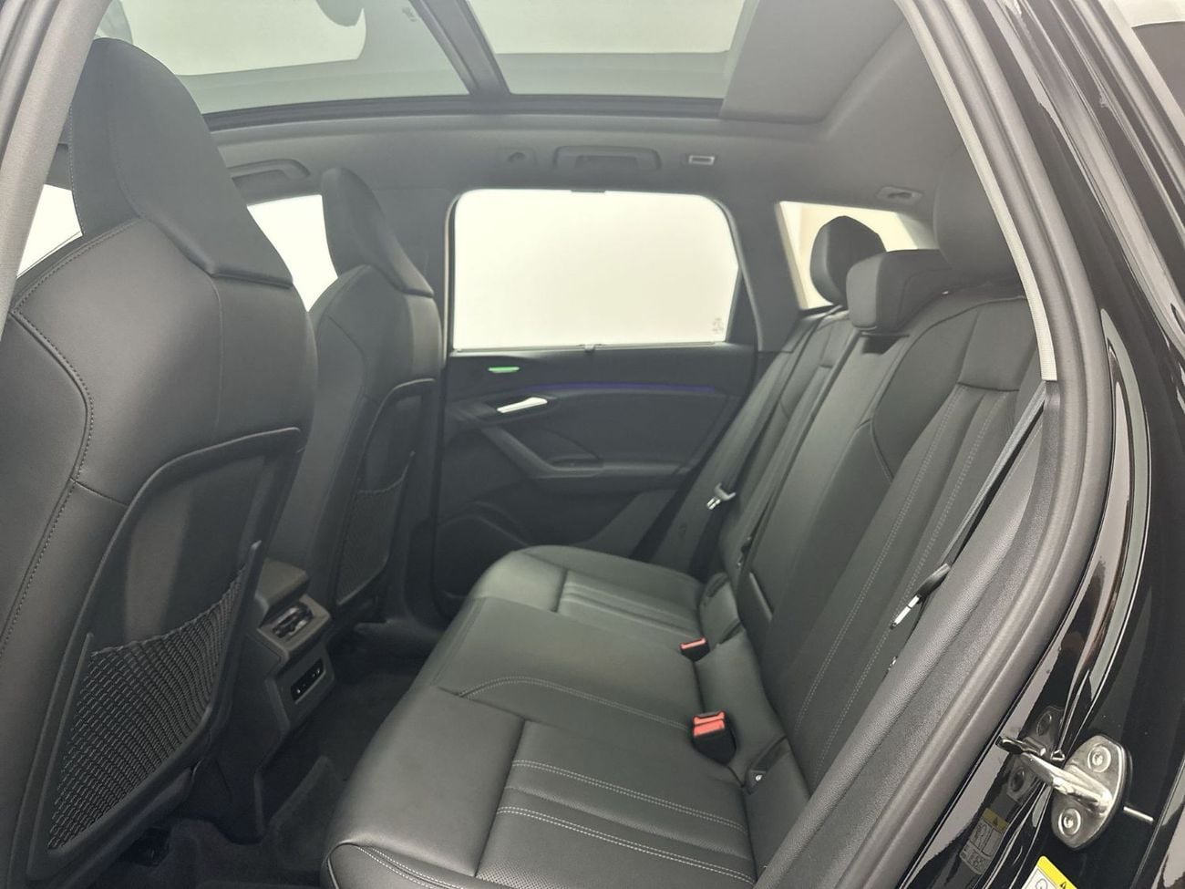 أودي Q6 إيترون SUV e-tron quattro 387hp (Ref# 012607)