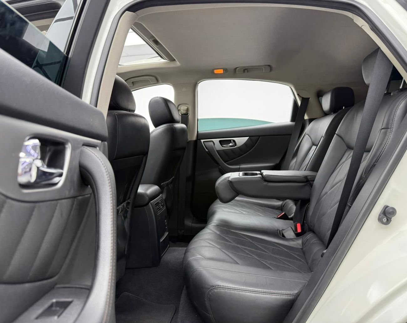 إنفينيتي QX70 2019 Infiniti QX70 Limited, Warranty, Full Infiniti Service History, Excellent Condition, GCC