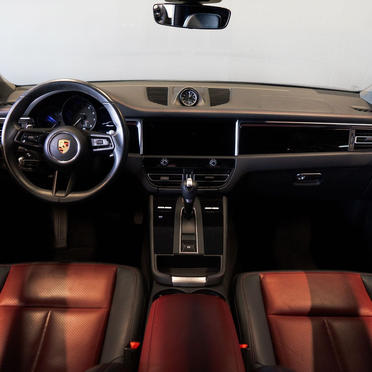 Porsche Macan Std 2.0L (260 HP)