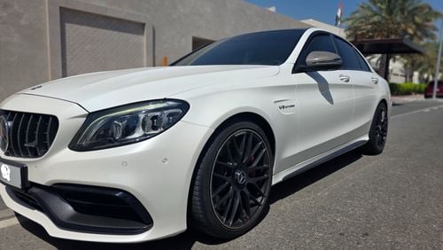 Mercedes-Benz C 63S AMG Std 4.0L Sedan
