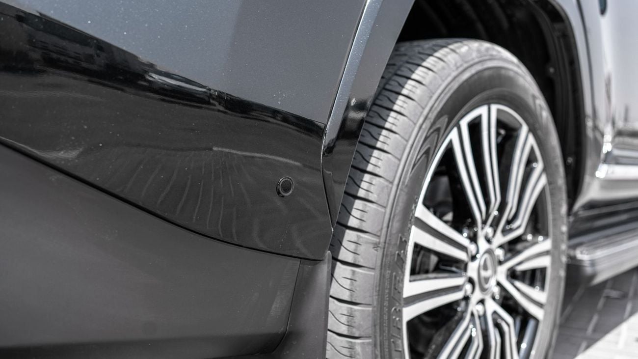 لكزس LX 700h 2026 Lexus LX700h Signature 3.5L AT Hybrid (Black-Tan) with Auto park