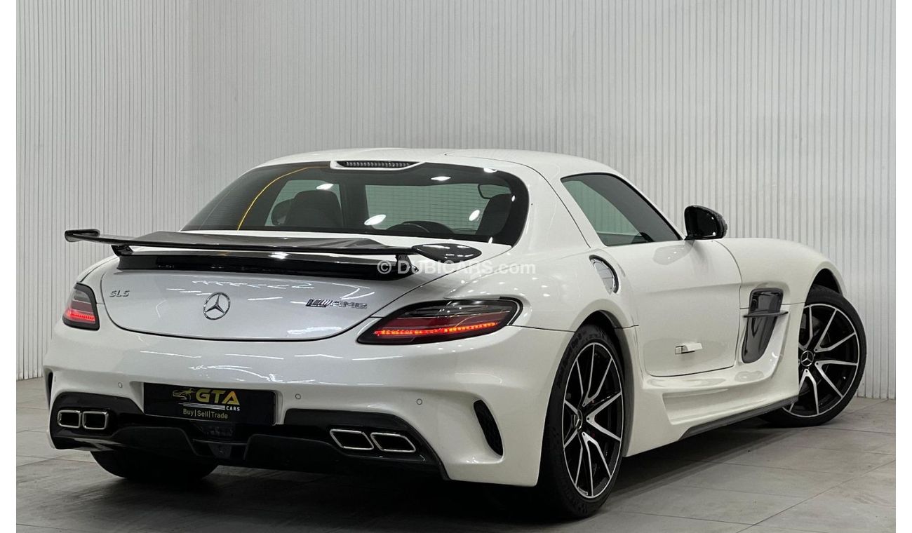 Mercedes-Benz SLS AMG 2011 Mercedes-Benz SLS AMG, Full Kuwait Mercedes Service History, Original Kit Available