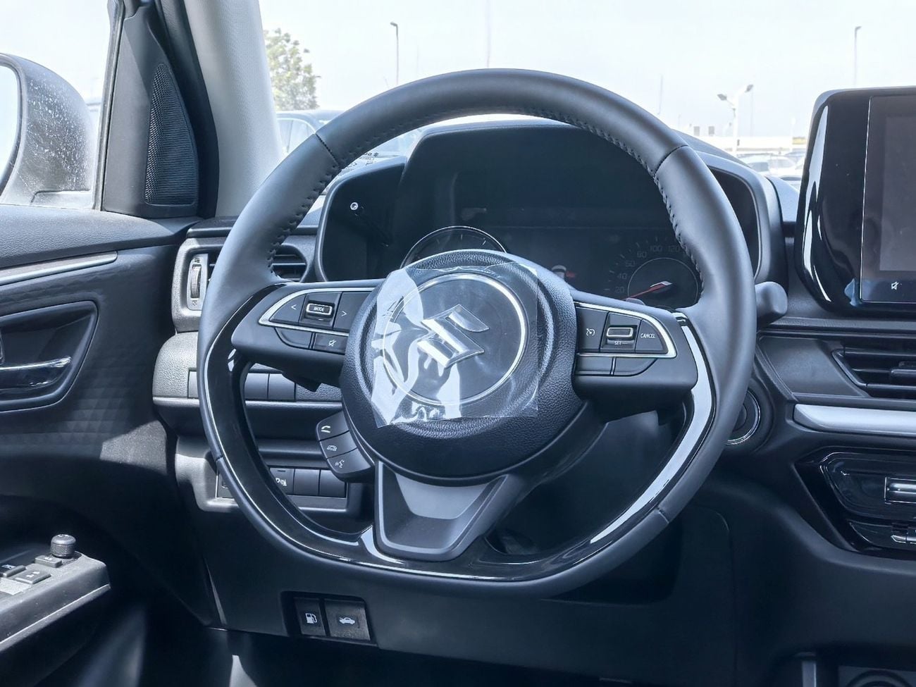 سوزوكي سويفت 2026 SUZUKI SWIFT 1.2L GLX WITH DVD+CAM A/T