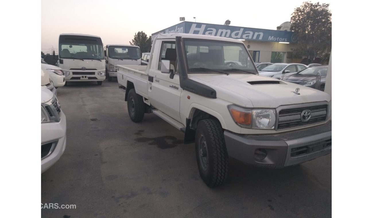 Toyota Land Cruiser Pick Up 4x4 diesel