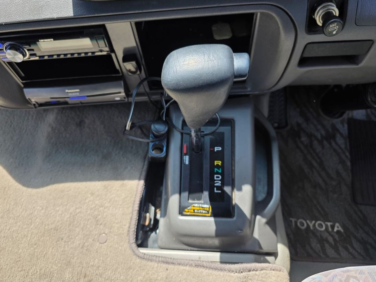 تويوتا كوستر (RAMADAN OFFER) TOYOTA COASTER BUS RHD 2004 MODEL 4.0 L DIESEL AUTOMATIC(PM50072)