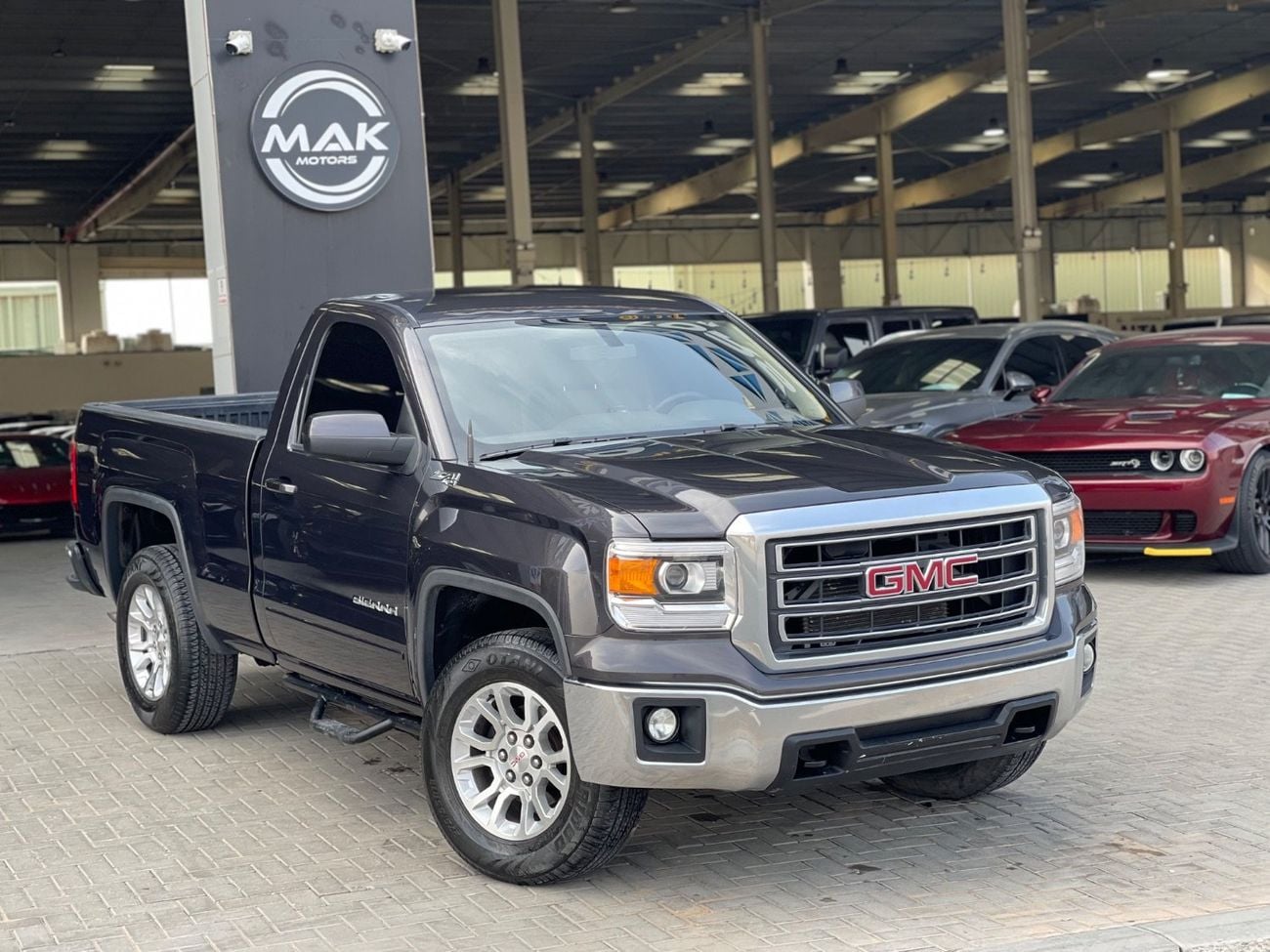 GMC Sierra 1500 SLE 5.3L Single Cab Utility V8 5.3L / 4x4 / GCC / LEATHER / REMOTE START / BIG RIMS / BIG SCREE