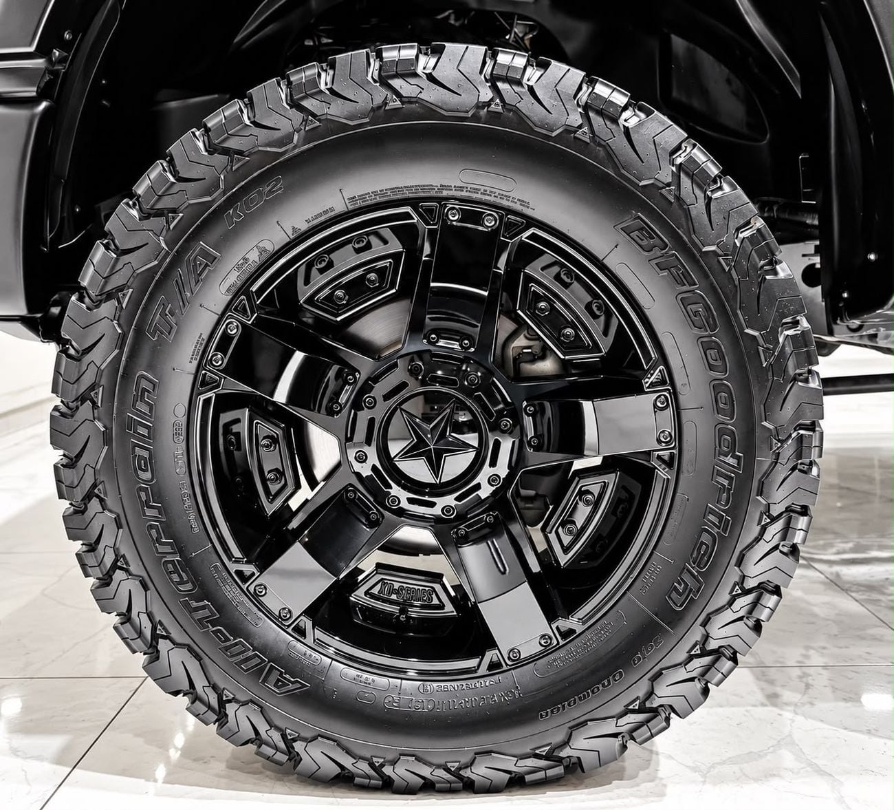 فورد F 150 LARIAT كابينة طاقم جلد كينج رانش LARIAT CREW CAB LTHR KNG RCH