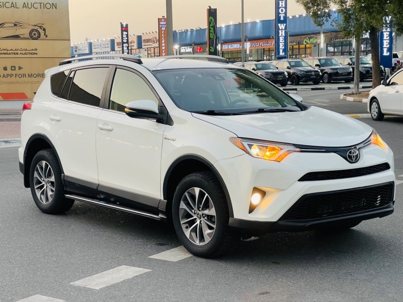 Toyota RAV4 VXR HEV 2018 RAV4 HYBRID  PUSH START