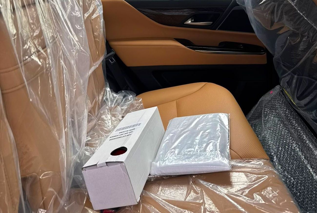 لكزس LX 600 SIGNATURE