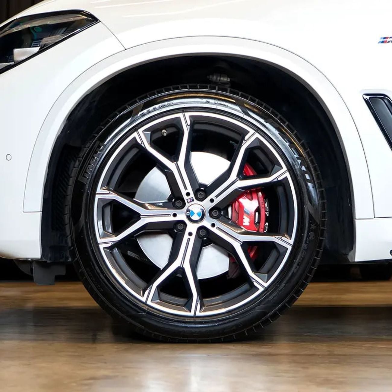 BMW X5 40i xDrive 3.0L AED 4,407 pm • 0% Downpayment • X5 xDrive40i M-Sport • Agency Warranty and Service P