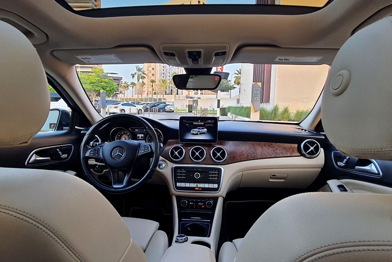مرسيدس بنز GLA 250 STD