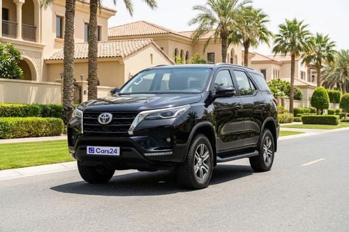 تويوتا فورتونر 2022 EXR | AED 1307/Month | 0 DP | 30 Day Return | Warranty | Service History