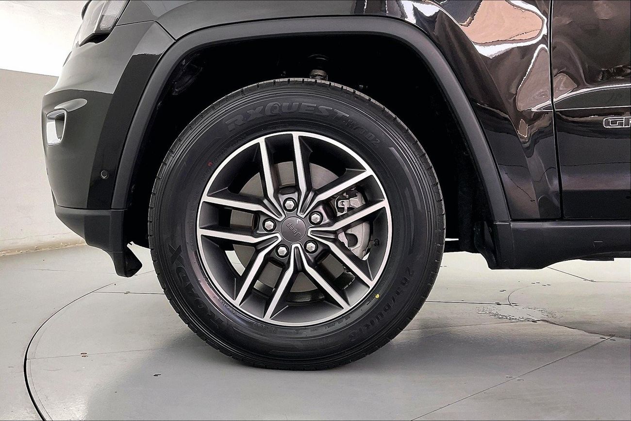 RAM 1500 Limited Crew Cab| 1 year free warranty | Exclusive Eid offer