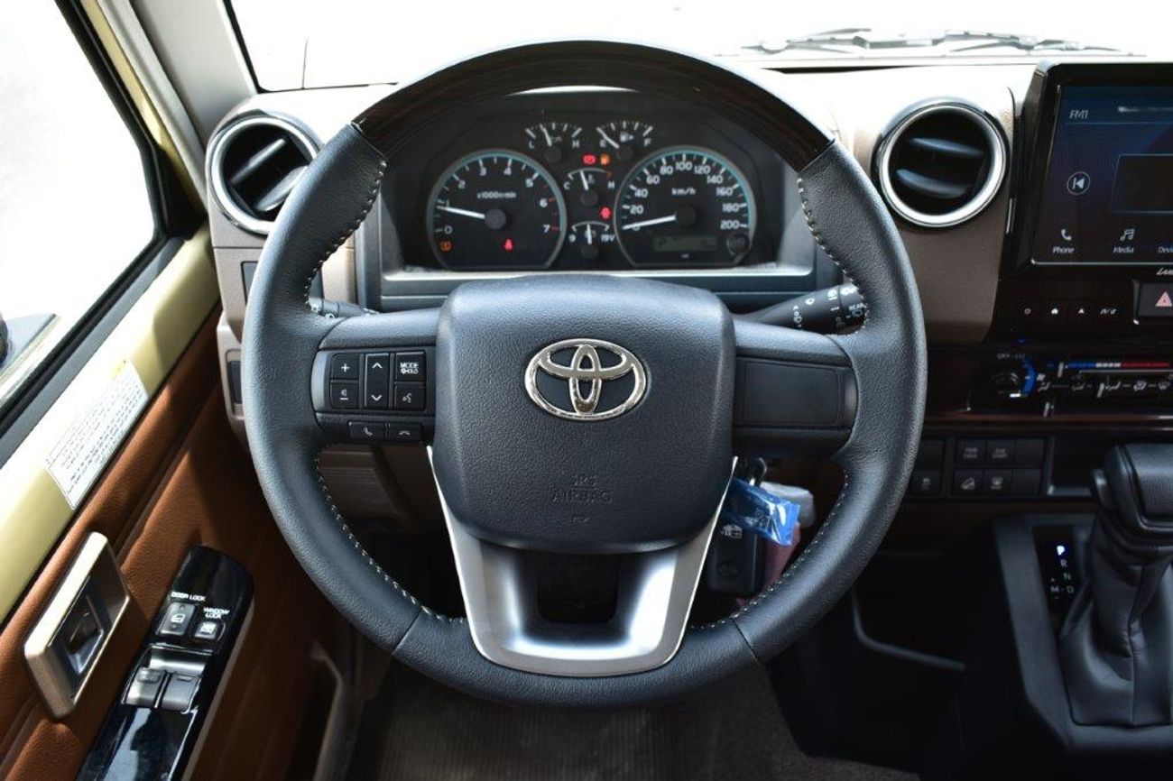 Toyota Land Cruiser 70 LC71 HARDTOP V6 4.0L PETROL AT