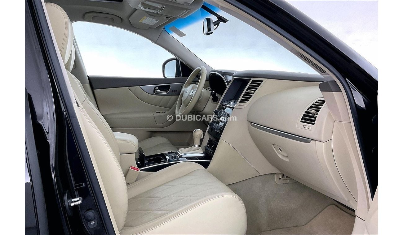 Infiniti QX70 Luxury / Luxe Sensory | 1 year free warranty | 0 down payment | 7 day return policy