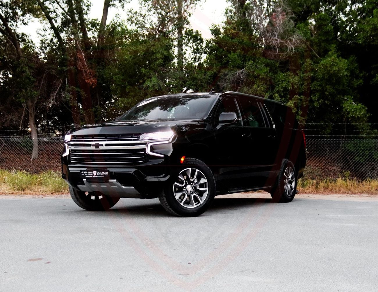 Chevrolet Suburban LT 5.3L 4WD Chevrolet Suburban | 5.3 L | 2023 | GCC | Original Paint | Accident-Free | In Excellent