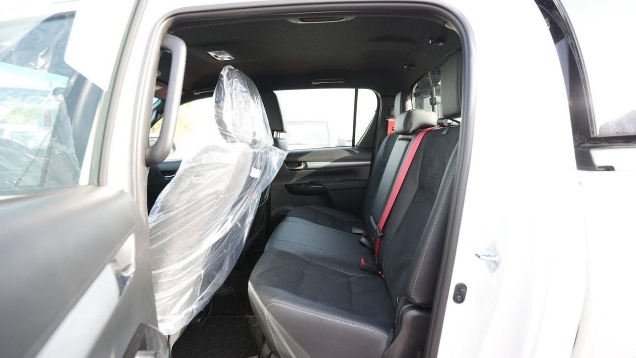 تويوتا هيلوكس TOYOTA HILUX GR Sport 4.0L MY25