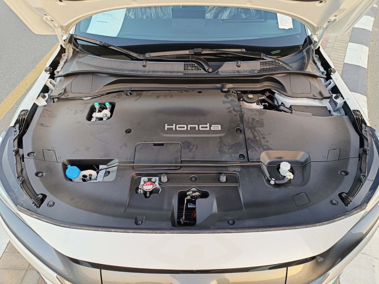 هوندا e:NP1 Elite Option / 510 KMS / 360 Cameras / Twin Panoramic Roof / Special Price for Export (CODE#ENP1F)