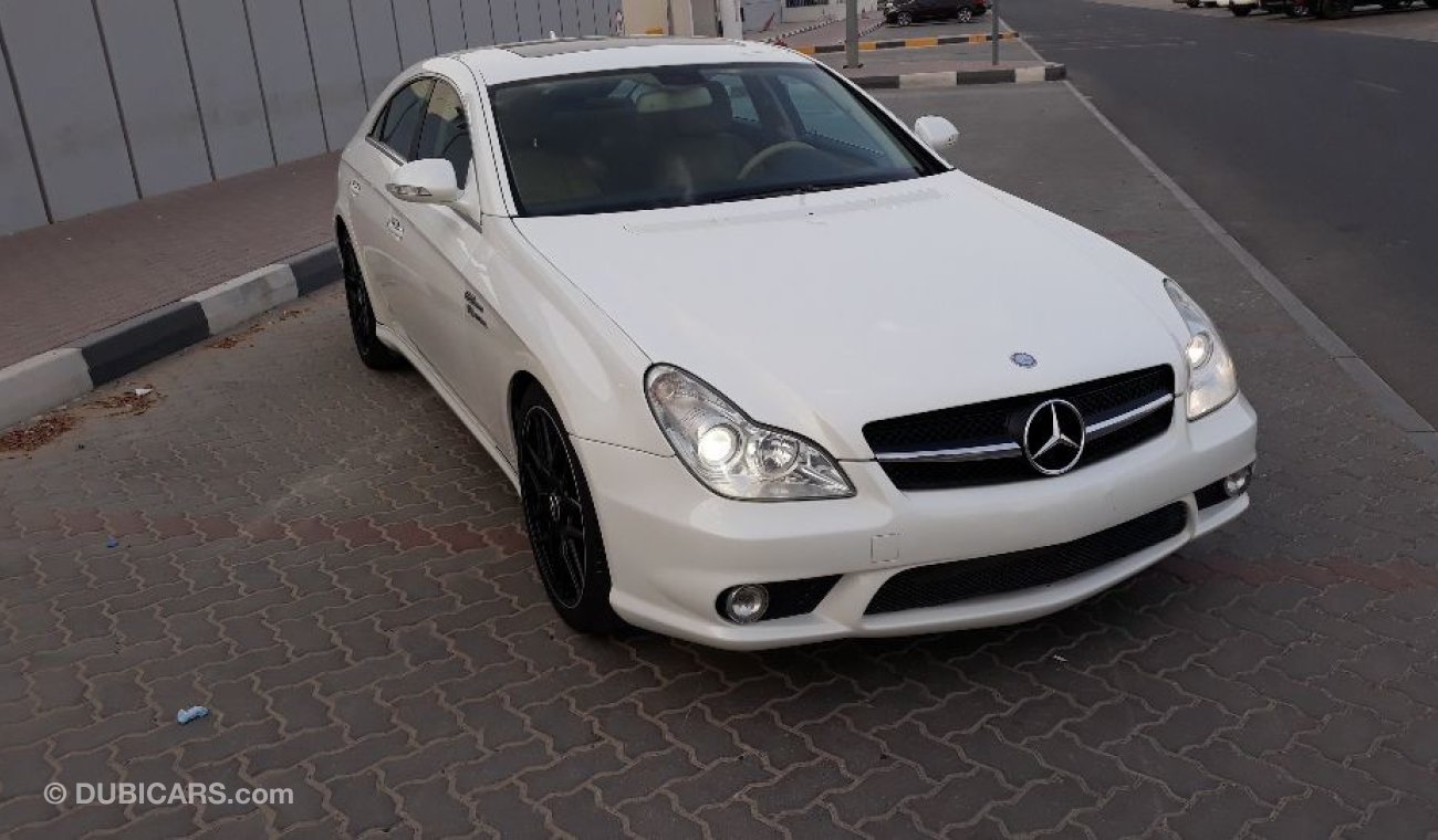 مرسيدس بنز CLS 500 American specs