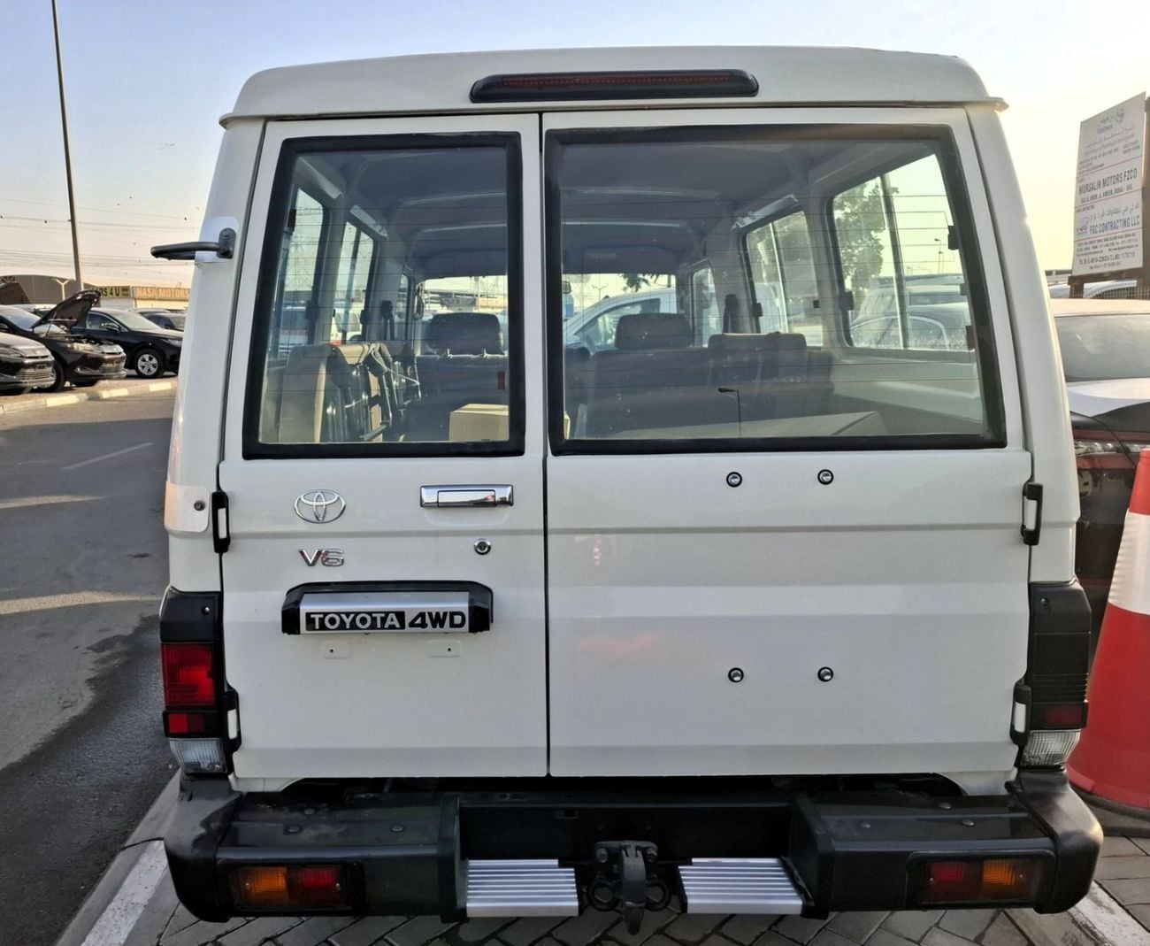 Toyota Land Cruiser 70 Toyota LC Hardtop 3 Door 4.0L 2025 AT Petrol No Diff Lock