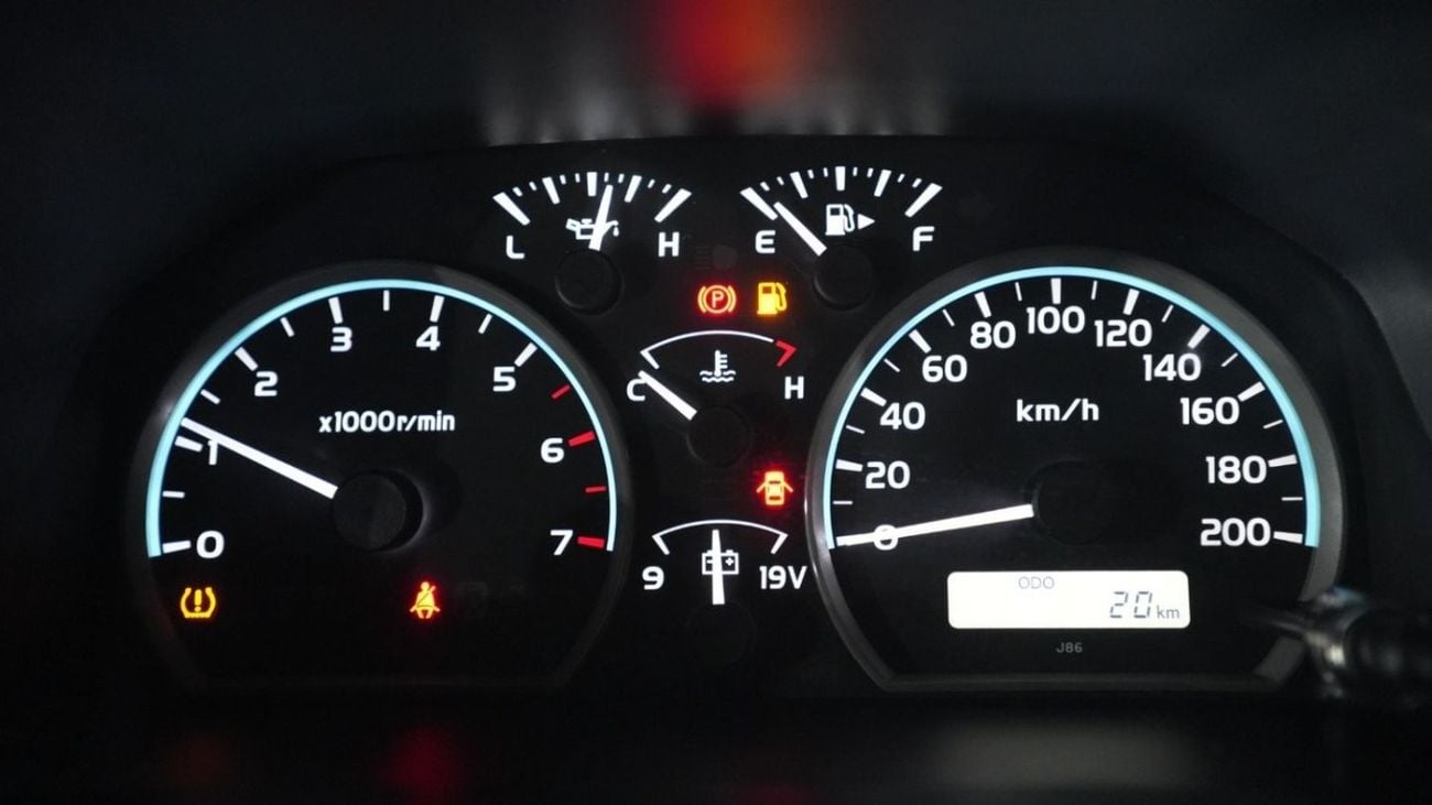 Toyota Land Cruiser 70 TOYOTA LC76 5DOORS PETROL 4.0L MANUAL TRANSMISSION MODEL 2024 LIMITED EDITION