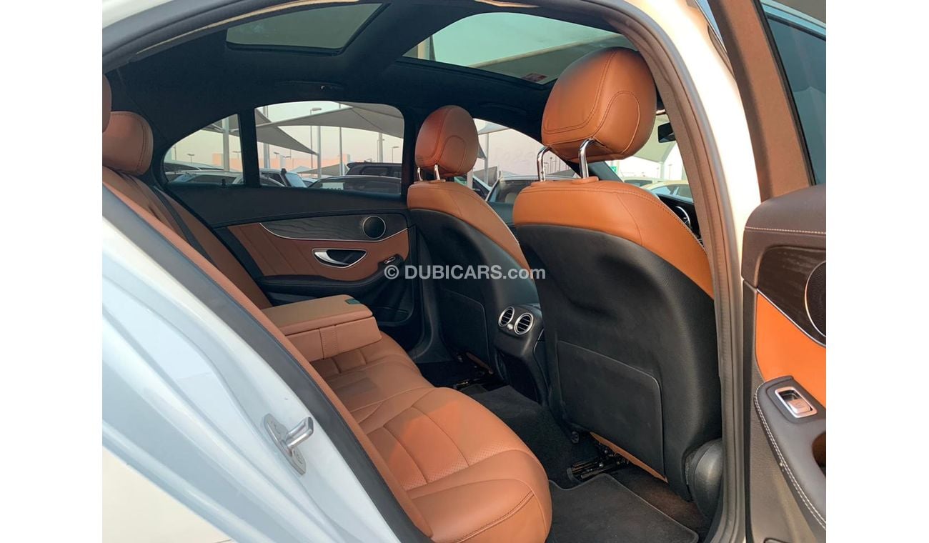 Mercedes-Benz C 200 Mercedes C 200_Gcc_2021_Excellent_Condition _Full option