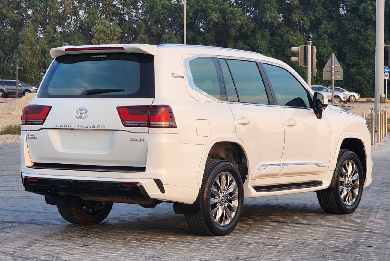 Toyota Land Cruiser GXR V8 MODEL 2014 UPGRADE 2024