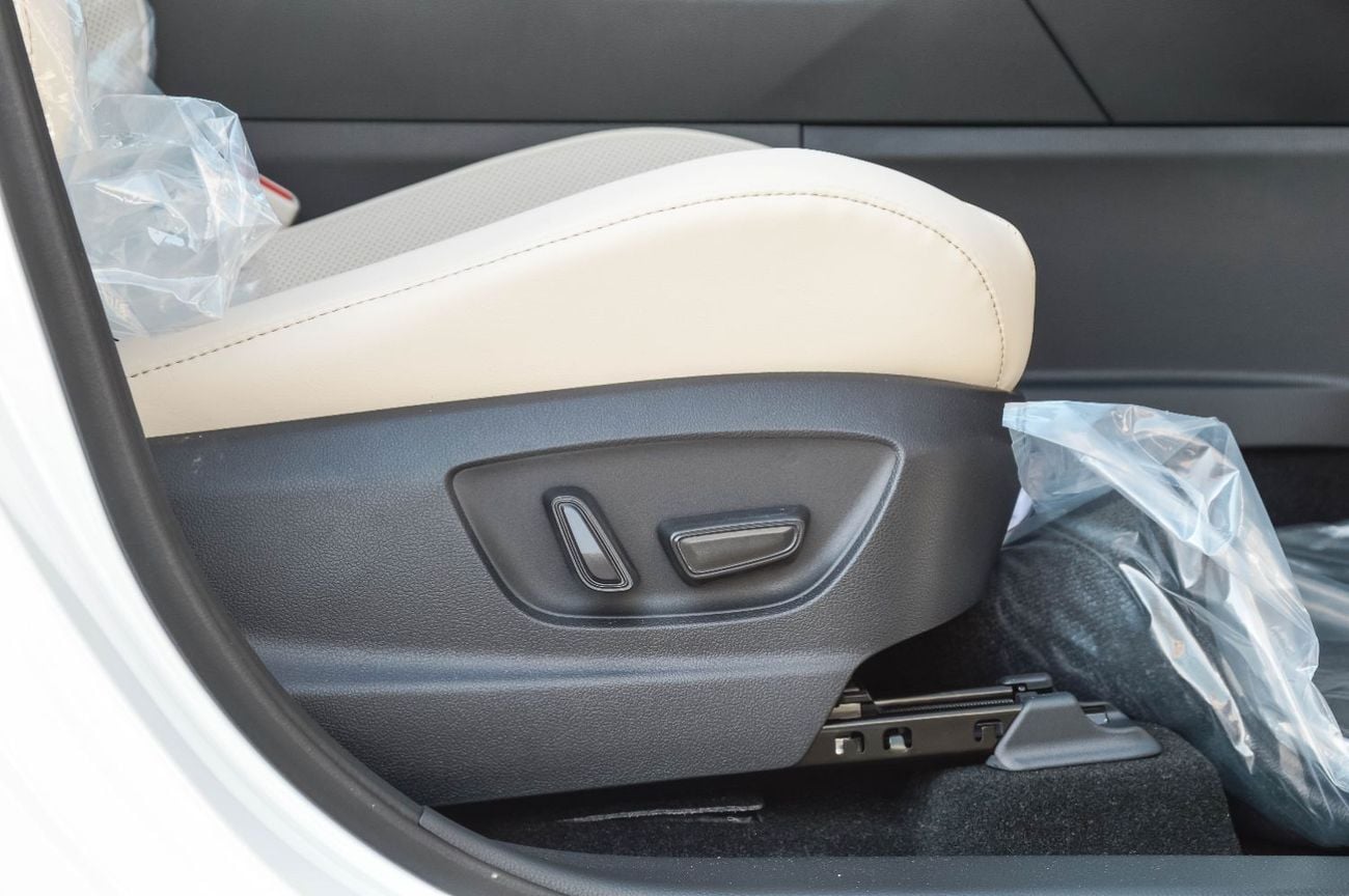 تويوتا كراون  TOYOTA CROWN HYBRID 2.5L FWD SEDAN 2026