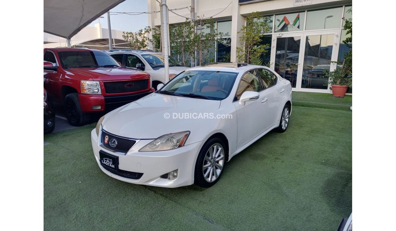 Lexus IS250 2010 model, leather hatch, cruise control, fog lights, rear spoiler, in excellent condition