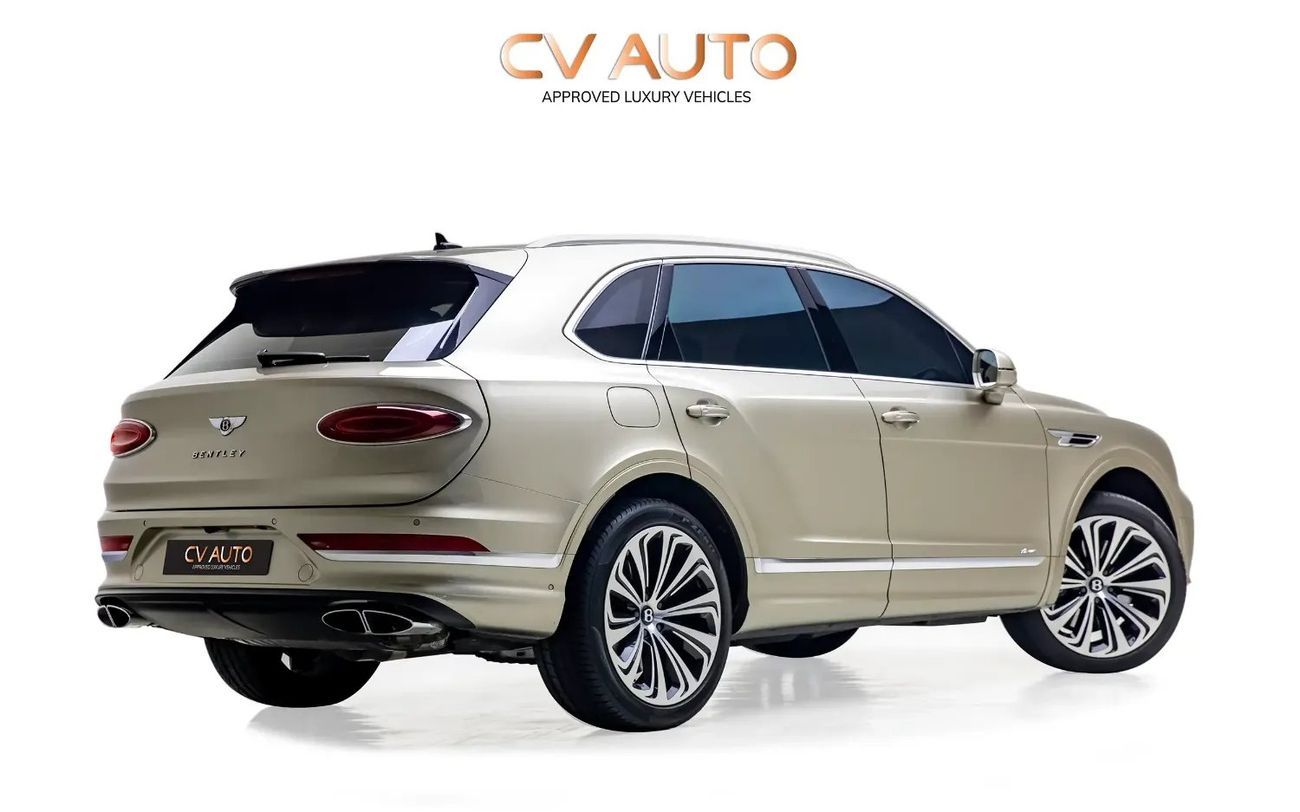 بنتلي بينتايجا Azure 4.0T - GCC Spec - With Warranty and Service contract ( Al Habtoor )