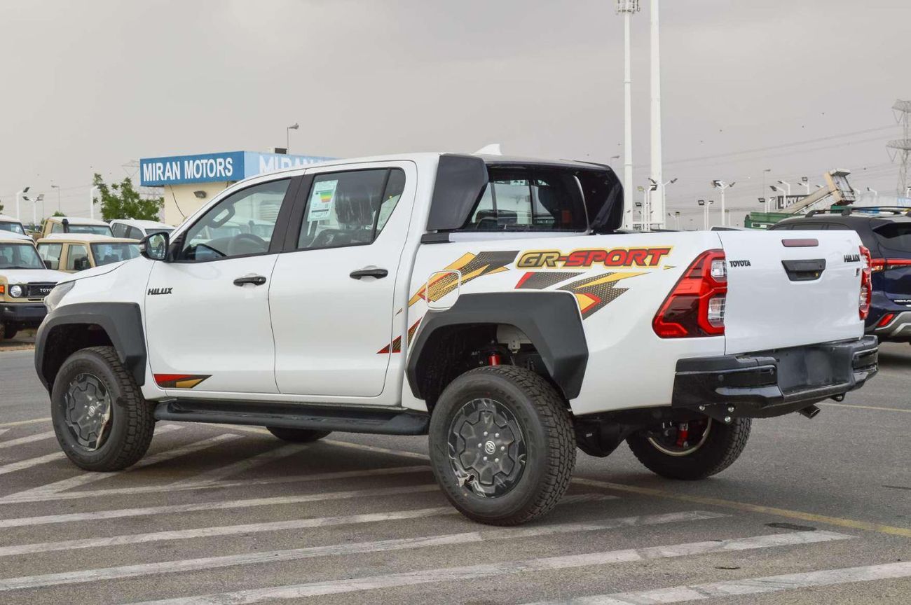 تويوتا هيلوكس TOYOTA HILUX GR 2.8L 4WD 4DOOR AT PICKUP 2024