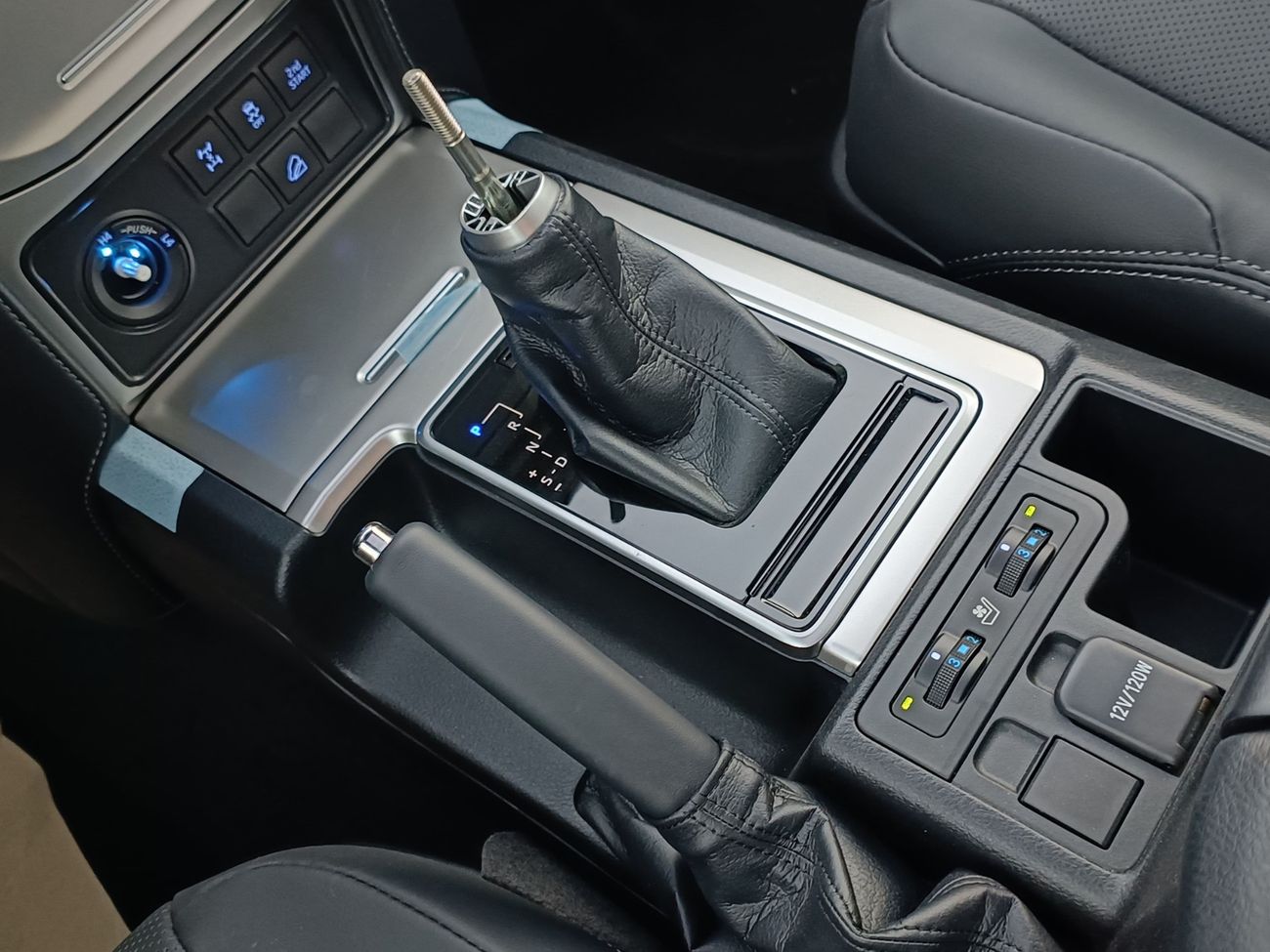 Toyota Prado VX, 4.0L V6 PETROL , DRIVER POWER SEATS / SUNROOF / AUTO A/C (CODE # 67852)