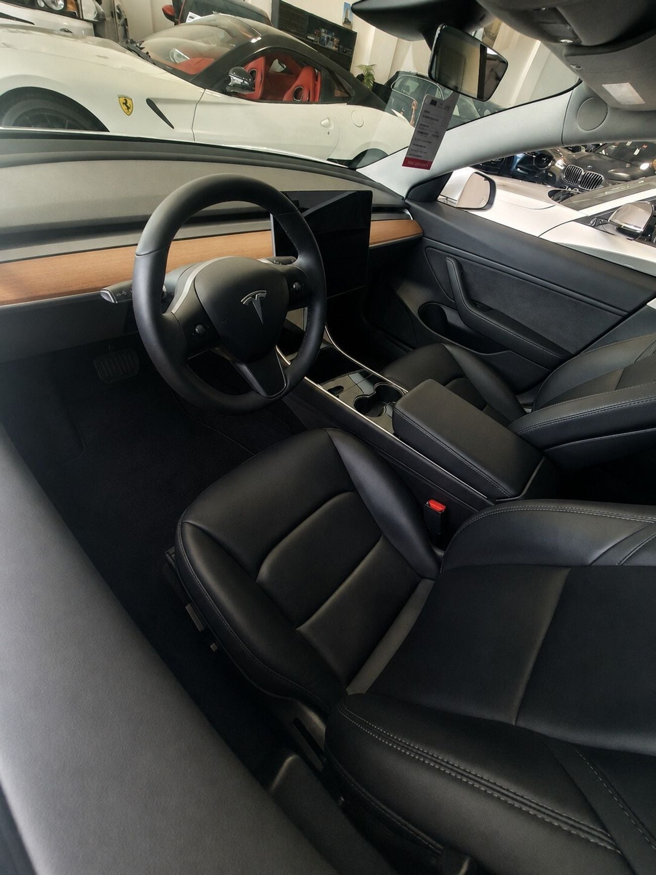 Tesla Model 3 LONG RANGE
