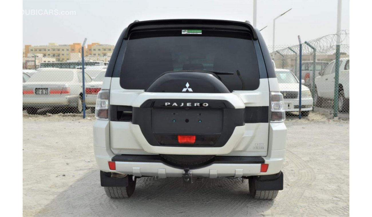 Mitsubishi Pajero Full option clean car