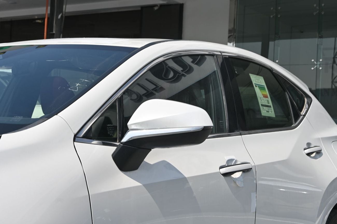Lexus NX 350h Std 2.5L Lexus NX350h 2.5L Hybrid Petrol AWD Model 2025