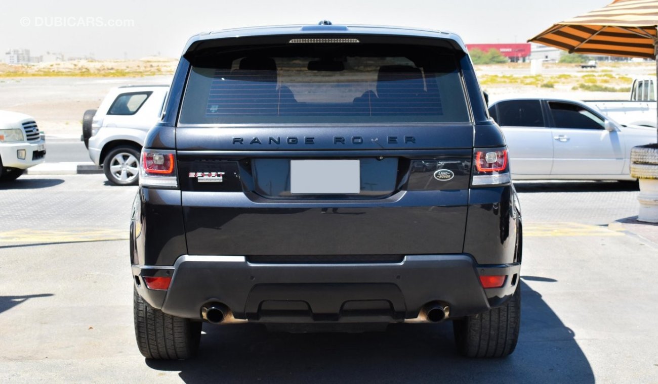 Land Rover Range Rover Supercharged With Autobiography badge