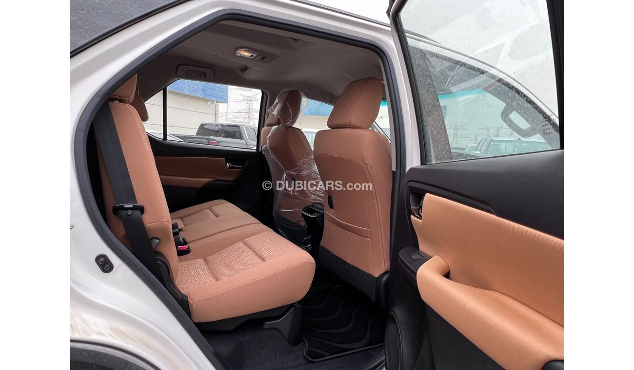 Toyota Fortuner TOYAOTA FORYUNER 2.7 L 4X4 WHITE EXR 2022