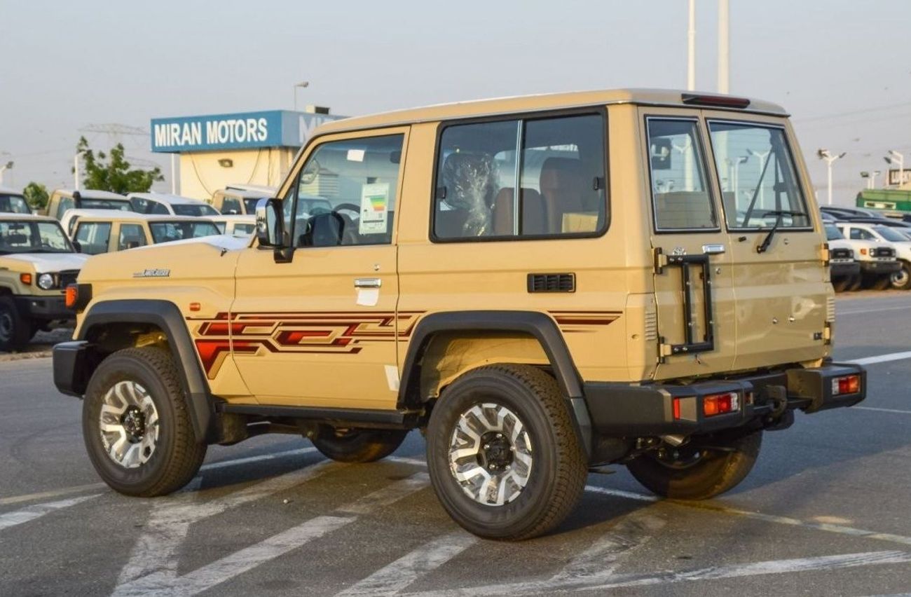 تويوتا لاند كروزر TOYOTA LAND CRUISER 71 SERIES 4.0L 4WD AT PETROL SUV 2024