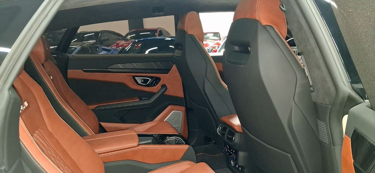 Lamborghini Urus PERFORMANTE Besboke Edition AD PERSONAM